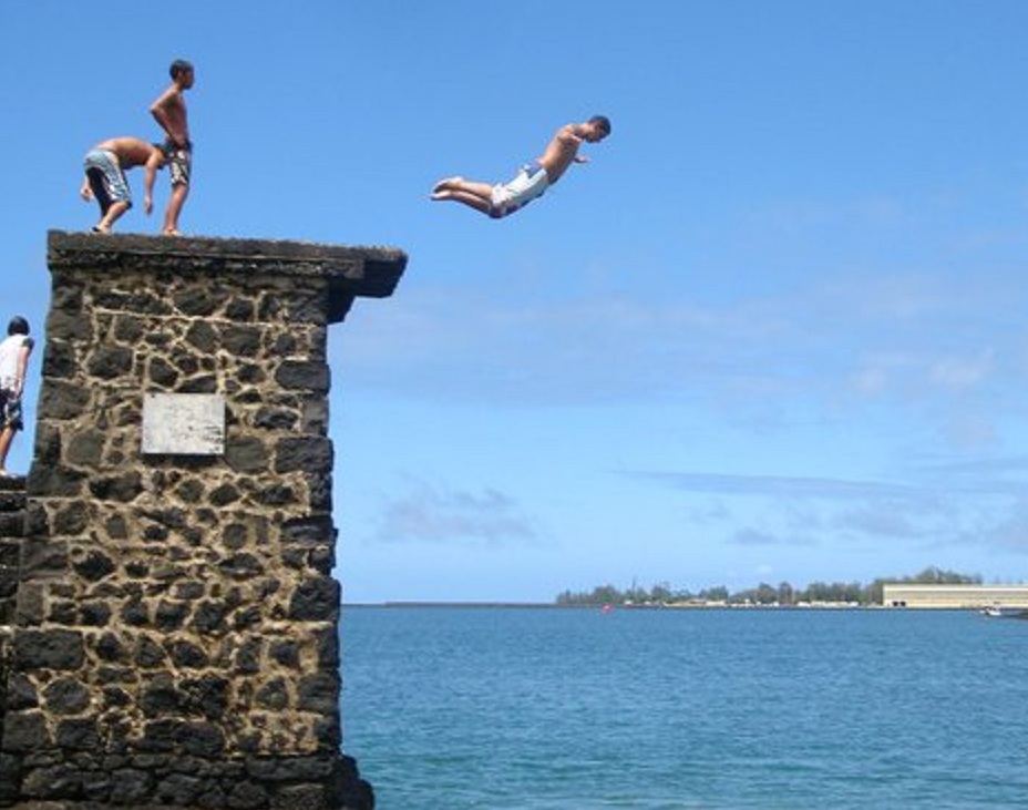Bruce Alaka'i HILO July 2010